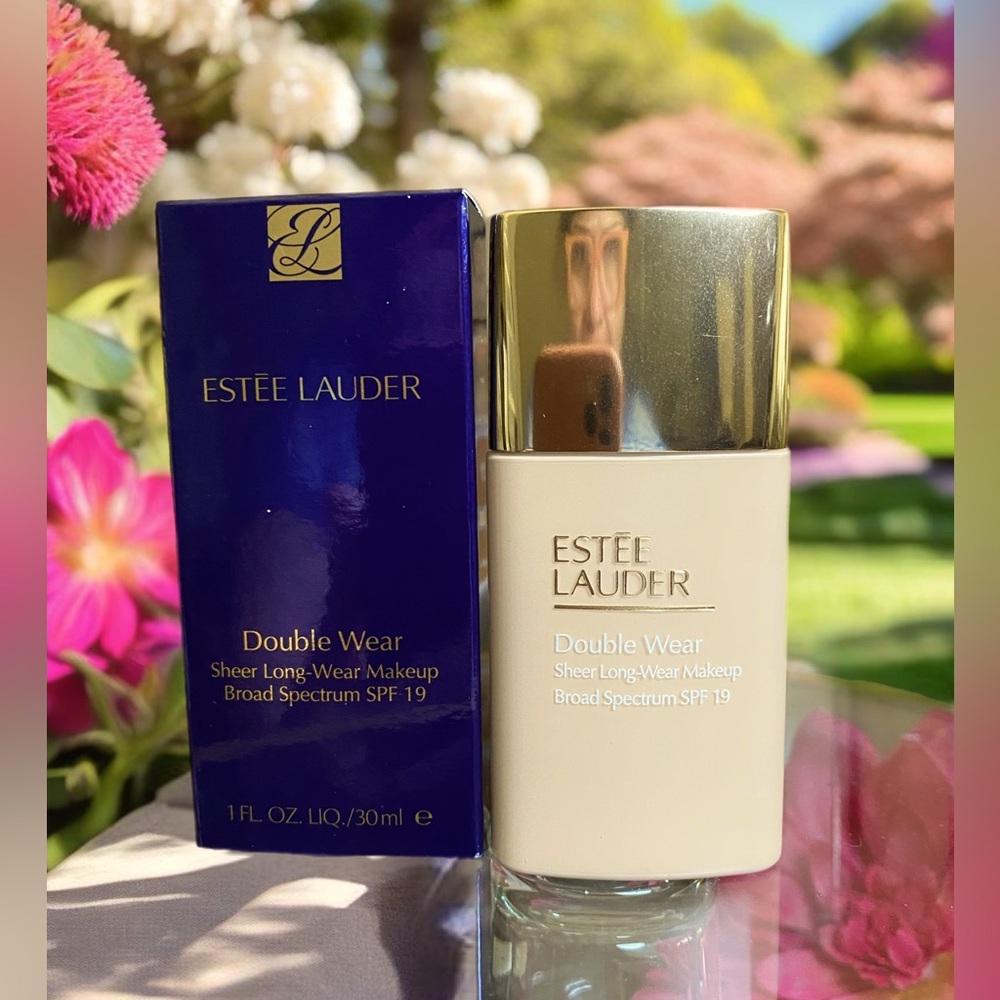 New Estée Lauder Double Wear sheer long wear makeup shade 1N1 Ivory Nude